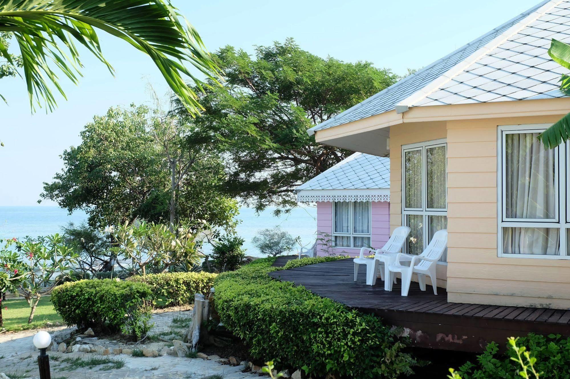 Nimmanoradee Resort - Sha Plus Certified Koh Samet Exterior photo